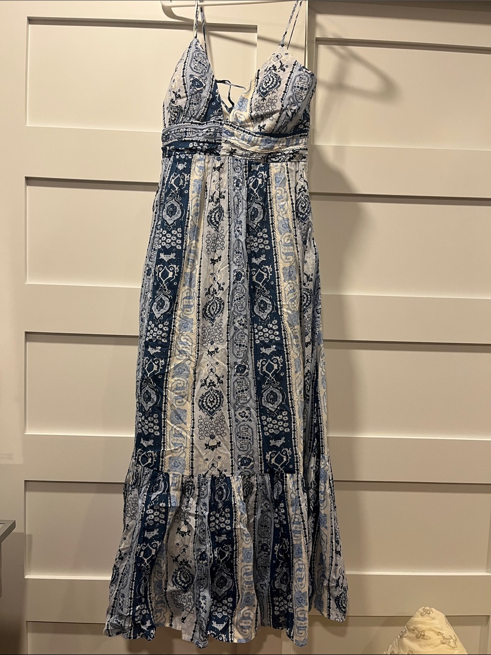 Abercrombie & Fitch Blue and White Paisley Maxi Dress